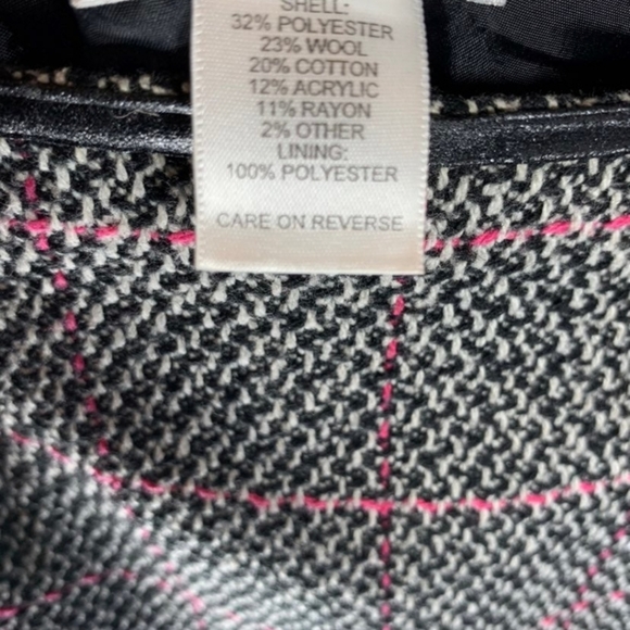 Ladies, Size 14, Talbots Plaid Skirt - Picture 5 of 5